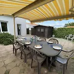 Casa de Férias Maison Rénovée 5 Pièces, Jardin Clos, à 2 Pas De L'océan, Pour 10 Personnes - - Fr-1-224c-231 Saint-Jean-de-Monts