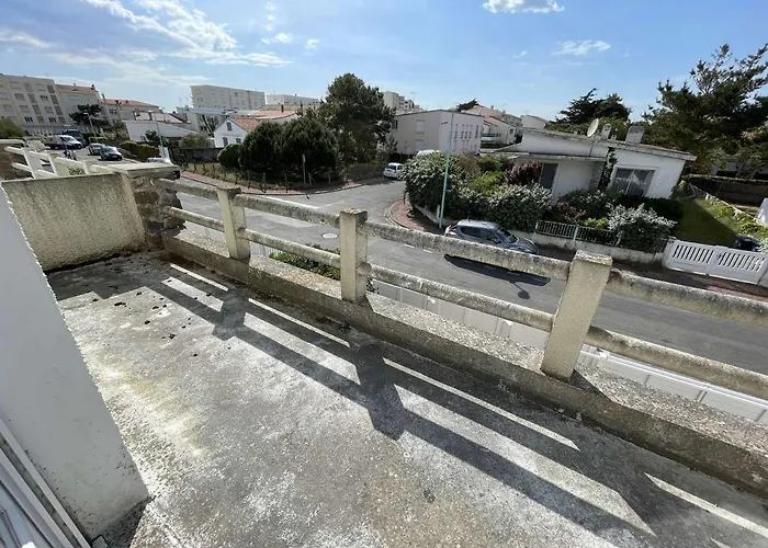 Casa de Férias Maison Rénovée 5 Pièces, Jardin Clos, à 2 Pas De L'océan, Pour 10 Personnes - - Fr-1-224c-231